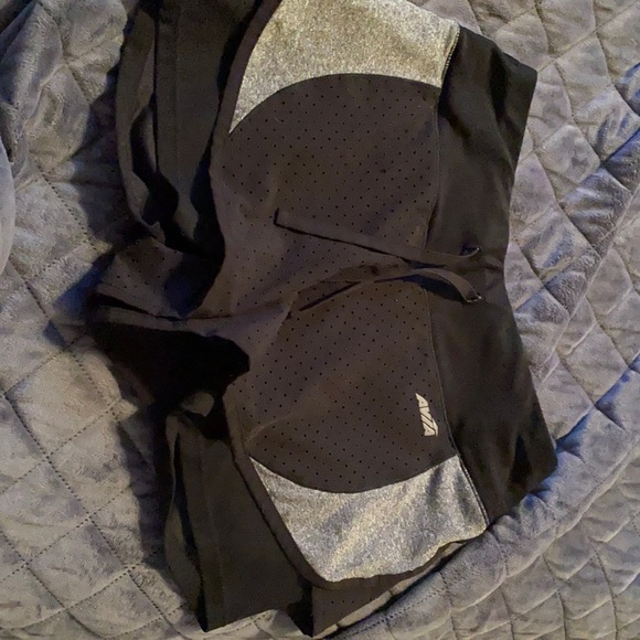 Black shorts - Picture 1 of 3